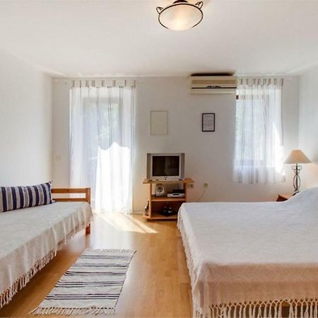 Apartments Jelena Veli Lošinj Extérieur photo